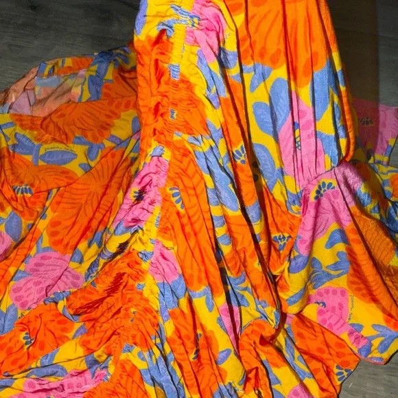 FARM Rio X Anthropologie short sleeve v neck ruched midi dress - Picture 14 of 14